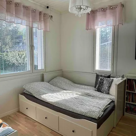 6br Near - Sauna - Bbq - Yard - Sleeps 13 Villa